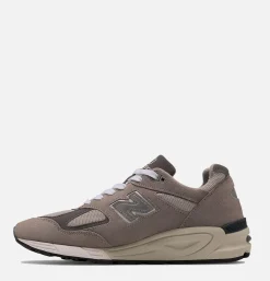 NEW BALANCE Baskets 990 V2 SGrey<Homme Baskets