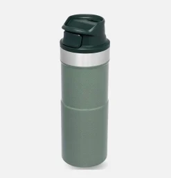 STANLEY 1913 Classic Trigger Action Mug 35l Hammertone Green< Outdoor