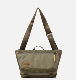 UNIVERSAL WORKS Courier Bag Master Piece Olive< Sacs Bandoulière