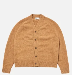 UNIVERSAL WORKS David Cardigan Sand< Pulls & Cardigans