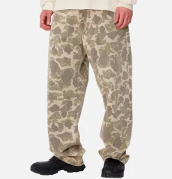 CARHARTT WIP Duck Landon Pant Noir Camo Duck< Pantalons