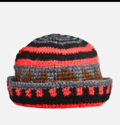 SUBLIME Fine Hand Knit Hat Black< Gants • Bonnets • Echarpes