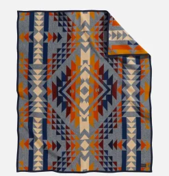 PENDLETON Jacquard Napped Throw Grey< Maison