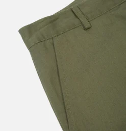 UNIVERSAL WORKS Military Chino Twill Lt Olive< Chinos