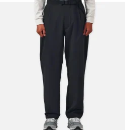 GOLDWIN One Tuck Tapered Stretch Black< Pantalons