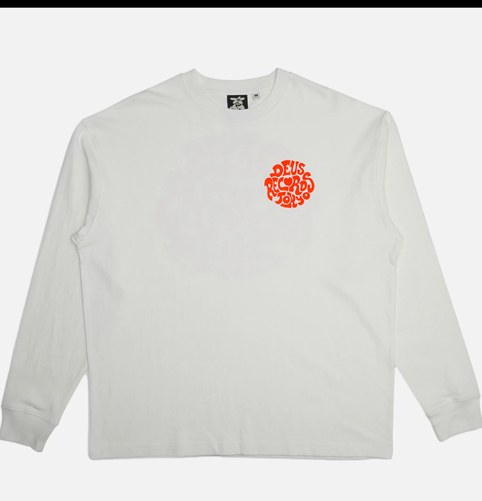 DEUS Paradigm Ls Tee Vintage White< T-shirts