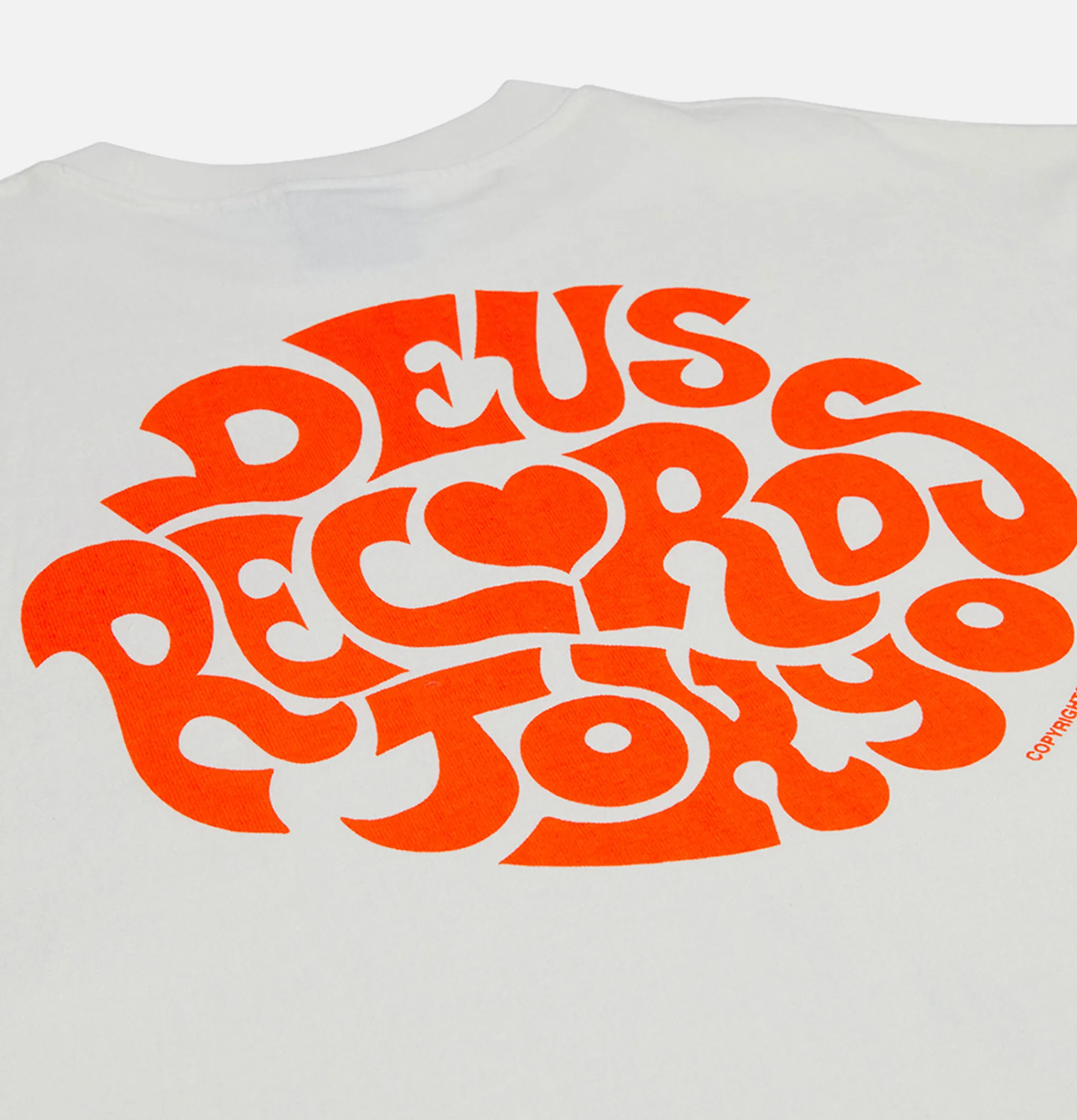DEUS Paradigm Ls Tee Vintage White< T-shirts