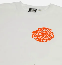 DEUS Paradigm Ls Tee Vintage White< T-shirts