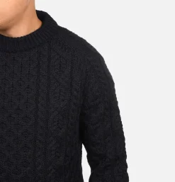 PEREGRINE Pull Hudson Aran Navy< Pulls & Cardigans