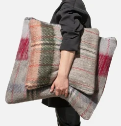 PUEBCO Recycled Wool Cushion Cover Large< Maison