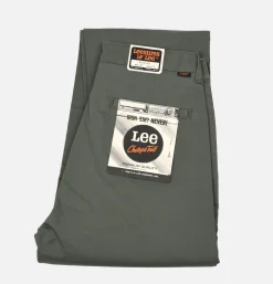 LEE Relaxed Chino Olive< Chinos