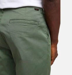 LEE Relaxed Chino Olive< Chinos