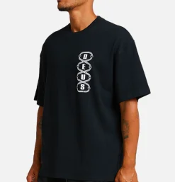 DEUS Thread Tee Black< T-shirts